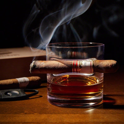 oxley round cigar glass with whiskey