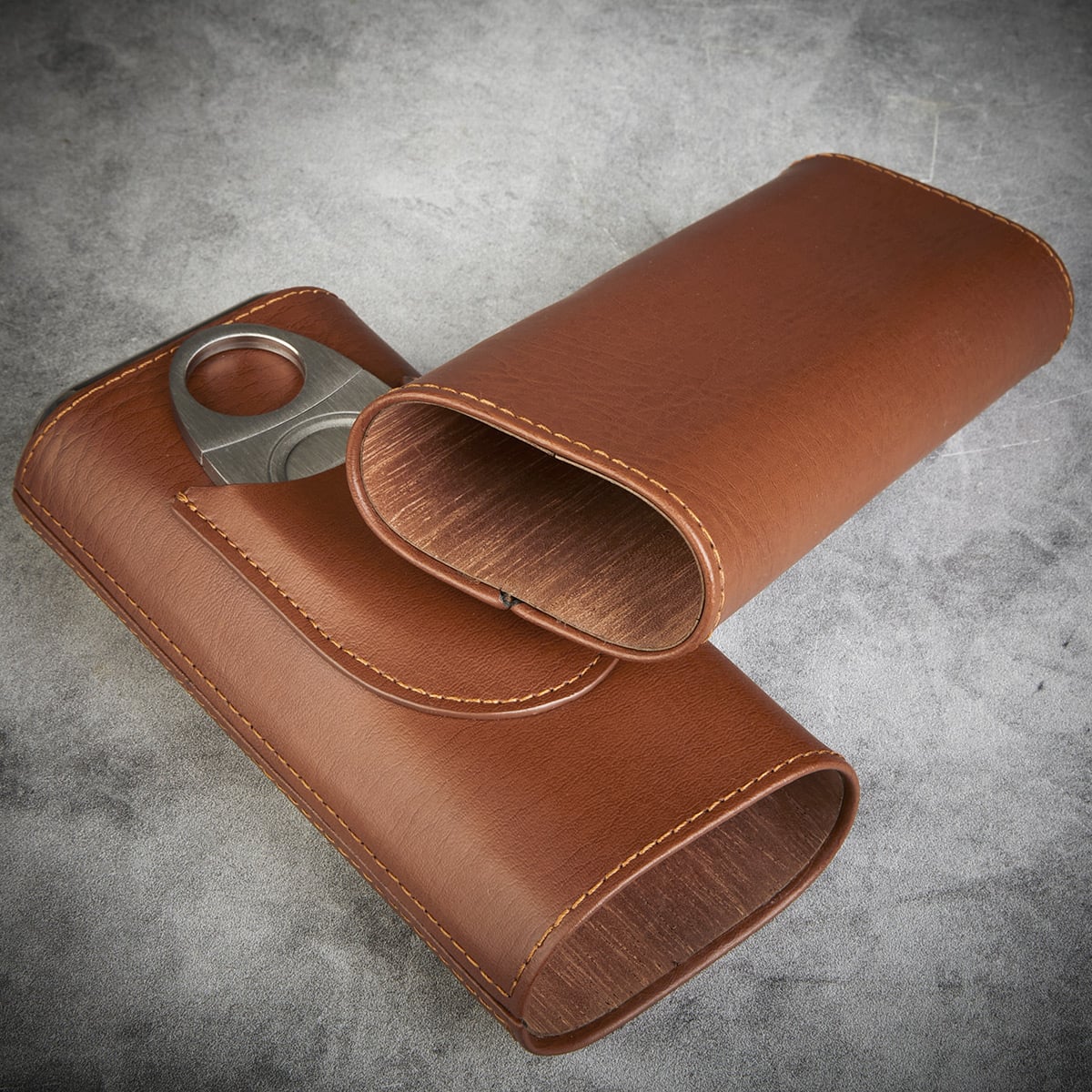 Richmond Custom Leather Cigar Travel Case - Cedar Lined Travel Cigar Holder Brown